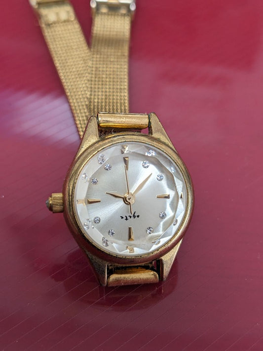 Agate Analog Quartz Women