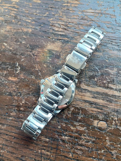 Analog Quartz Women