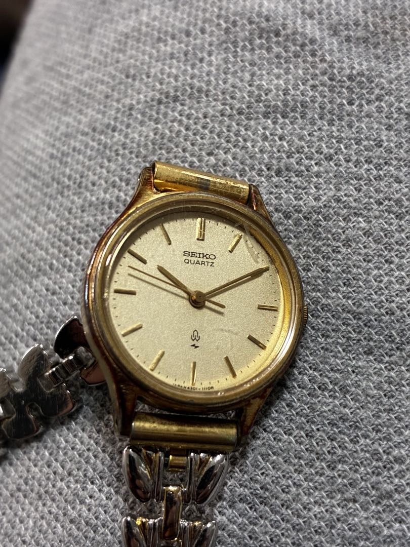 Analog Quartz Women