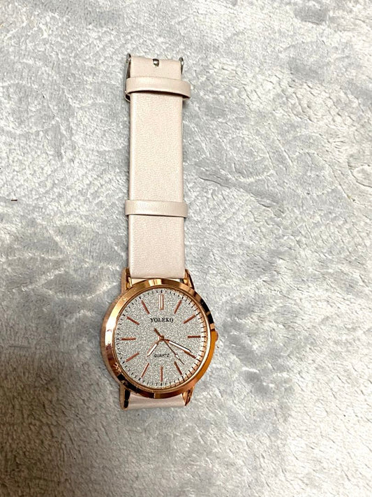 Yoleko Analog Quartz Women