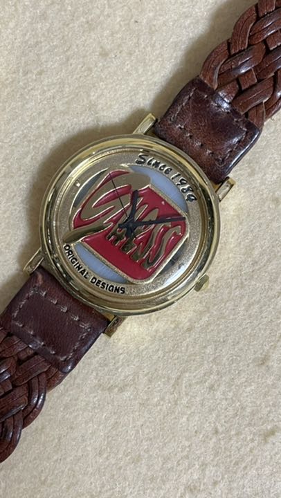 Guess Analog Quartz Women