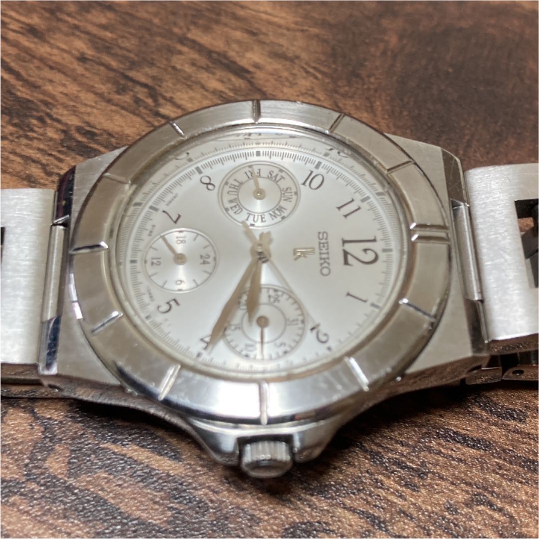 Seiko lk/lukia 5Y89-0B20 Analog Quartz Women
