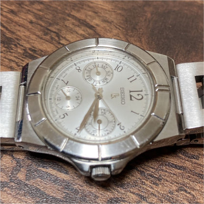 Seiko lk/lukia 5Y89-0B20 Analog Quartz Women
