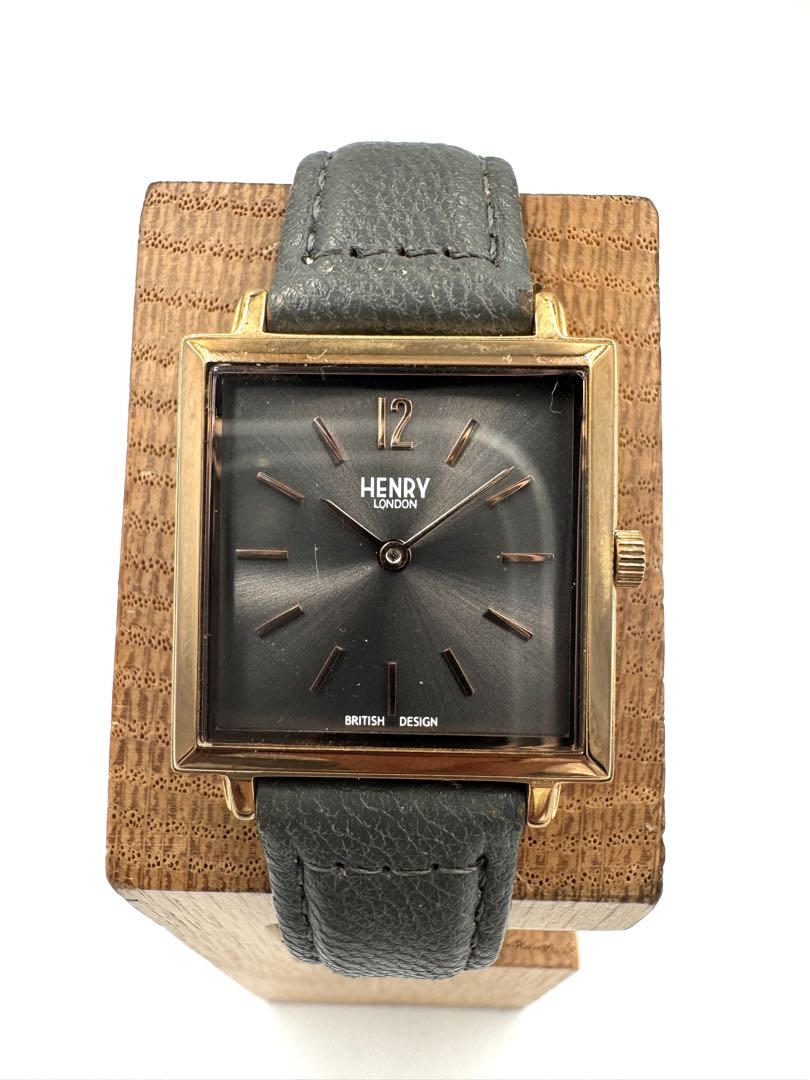 Henry London Analog Quartz Women Watch