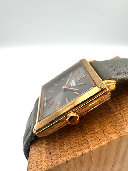 Henry London Analog Quartz Women Watch
