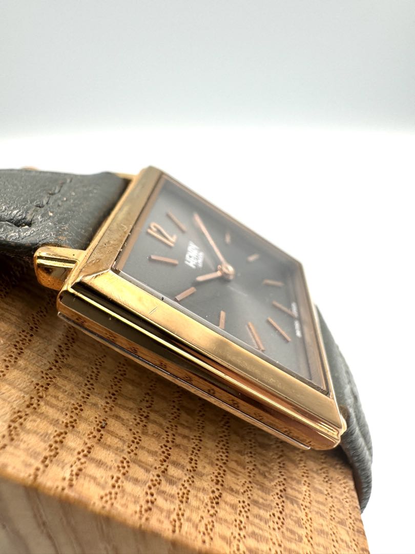 Henry London Analog Quartz Women Watch
