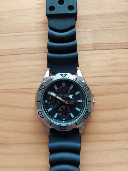 Citizen DIVER'S Q&Q Analog Solar Men