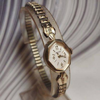 BELFORTE Analog Mechanical (Manual) Women