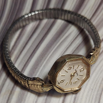 BELFORTE Analog Mechanical (Manual) Women