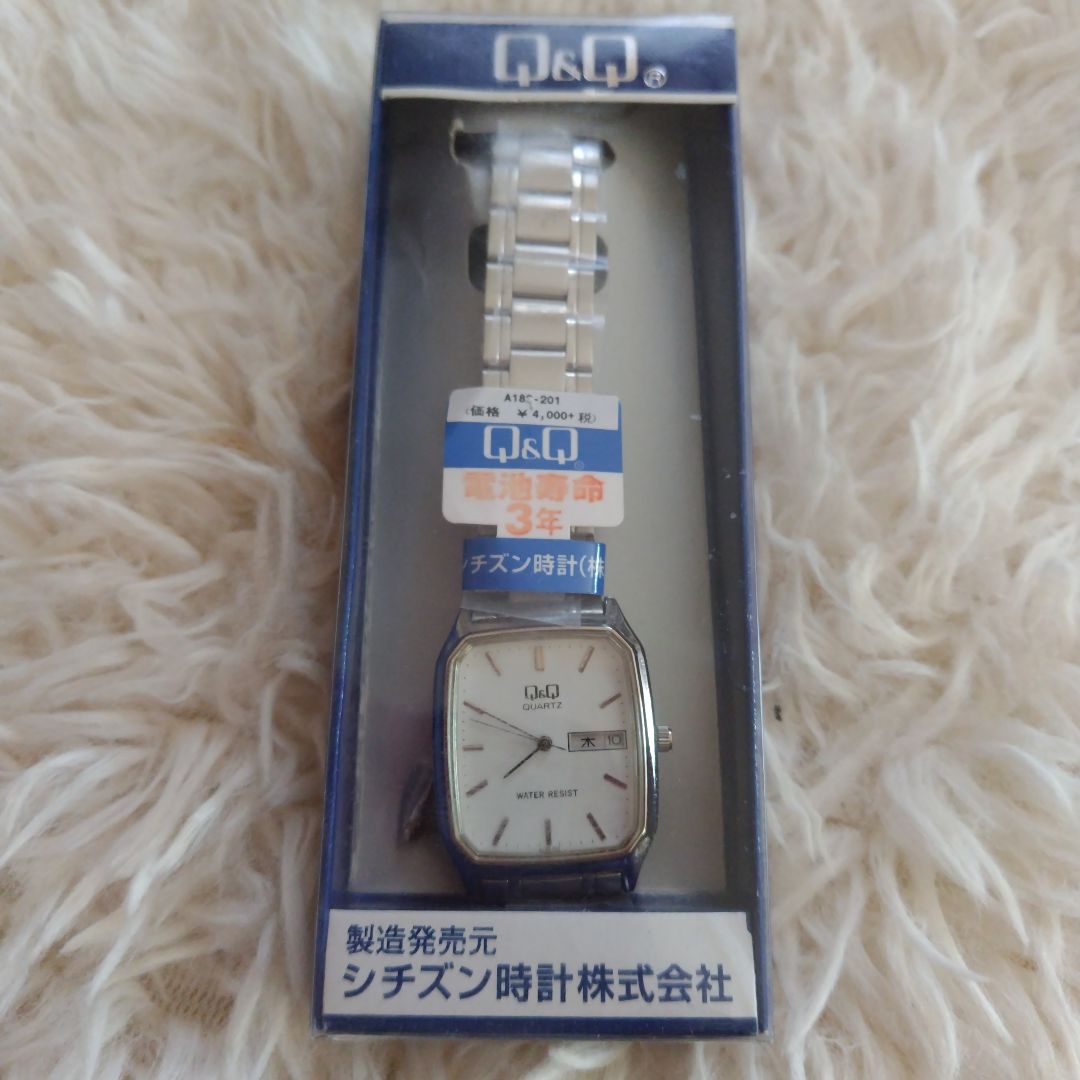 Citizen Q&Q A182-201 Analog Quartz Men