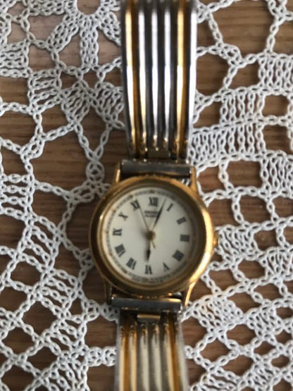 Seiko Analog Quartz Women