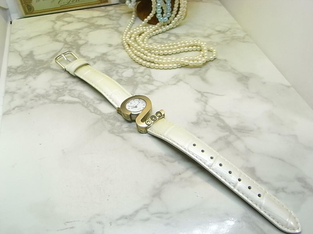 Pierre Lannier Special Analog Quartz Women Série Spéciale Anno 2000 Watch