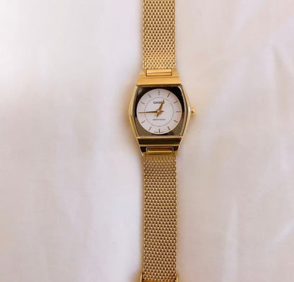 Casio LQ-142E-9 Analog Quartz Women