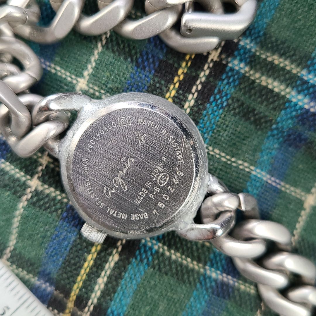Agnes B. Analog Quartz Men