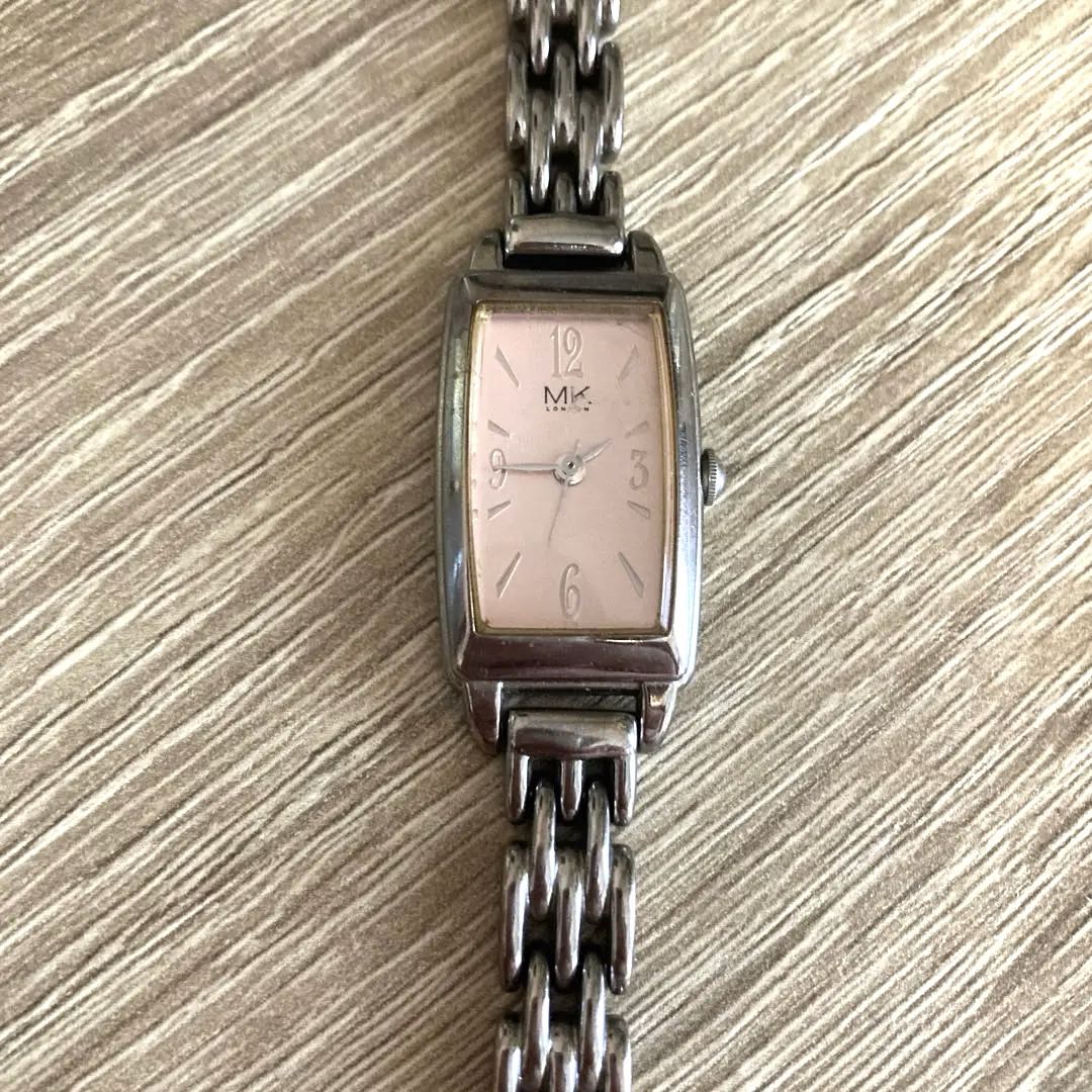 Michelle Clan Analog Quartz Women