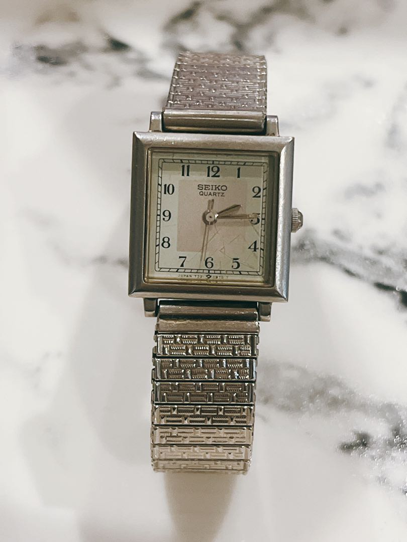 Seiko Analog Quartz Women