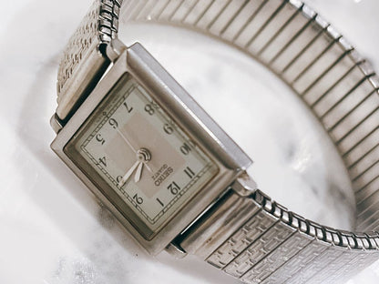 Seiko Analog Quartz Women