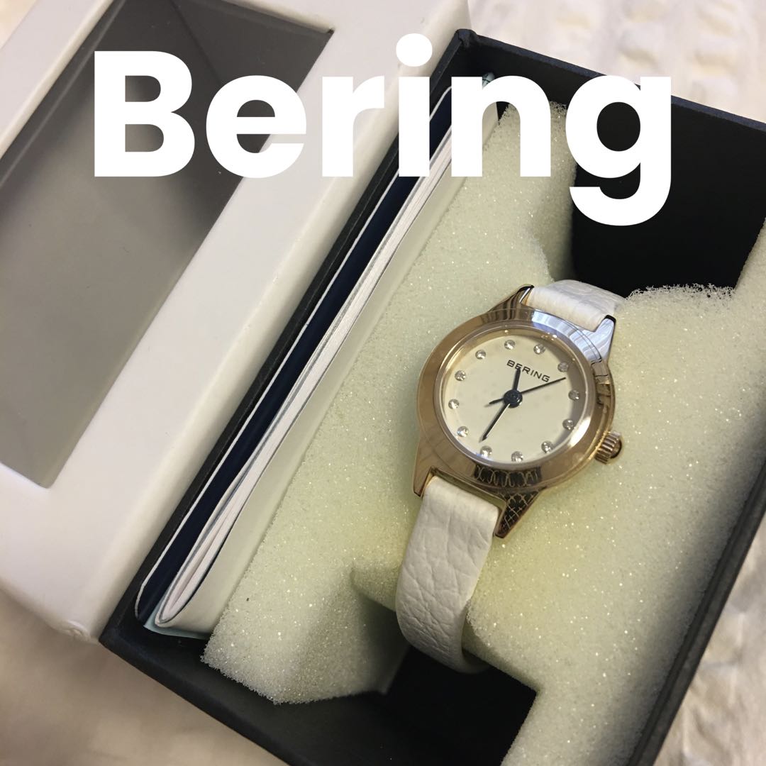 Analog Quartz Women