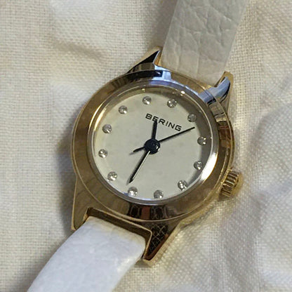 Analog Quartz Women