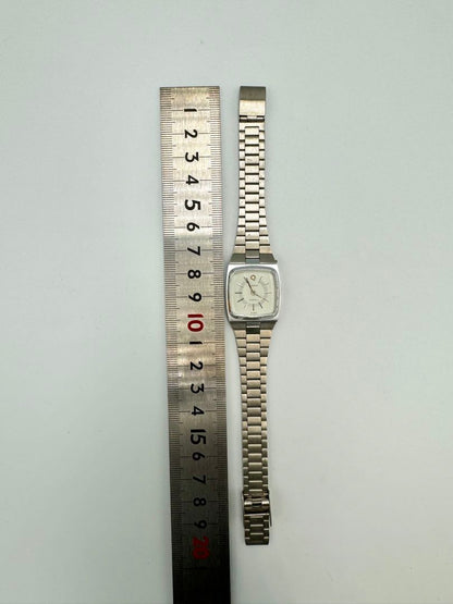 TIMEX Q Quartz Watch NOT WORKING FOR PARTS