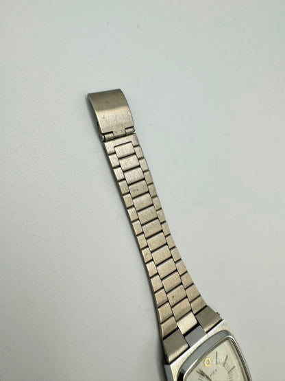 TIMEX Q Quartz Watch NOT WORKING FOR PARTS