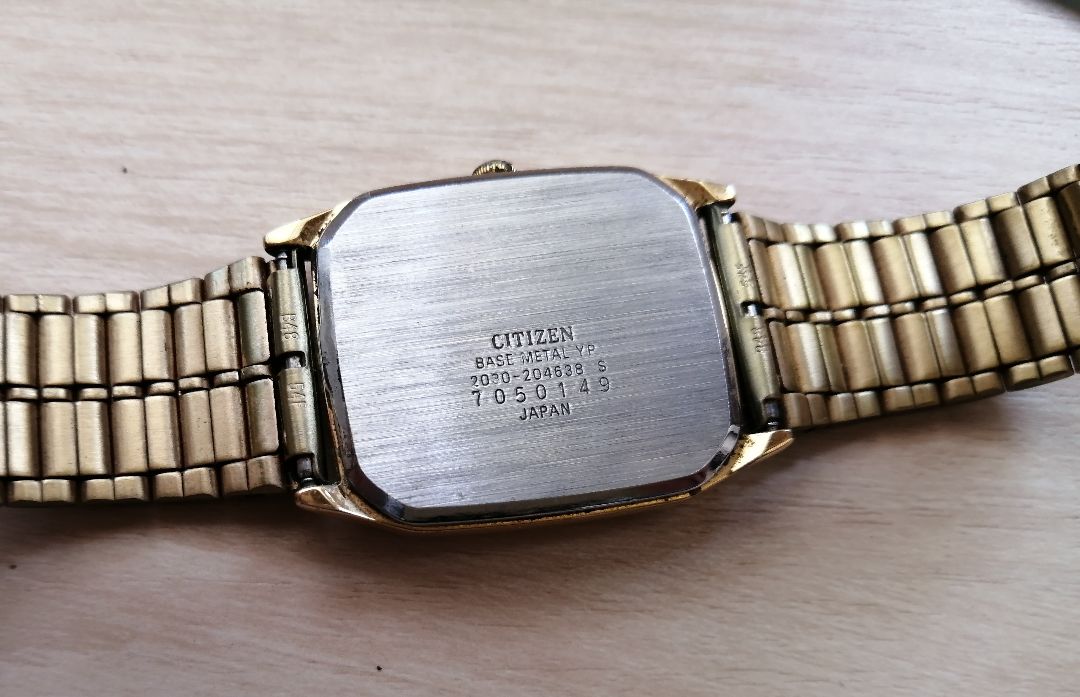Citizen 2030-204638 S Digital Quartz Men