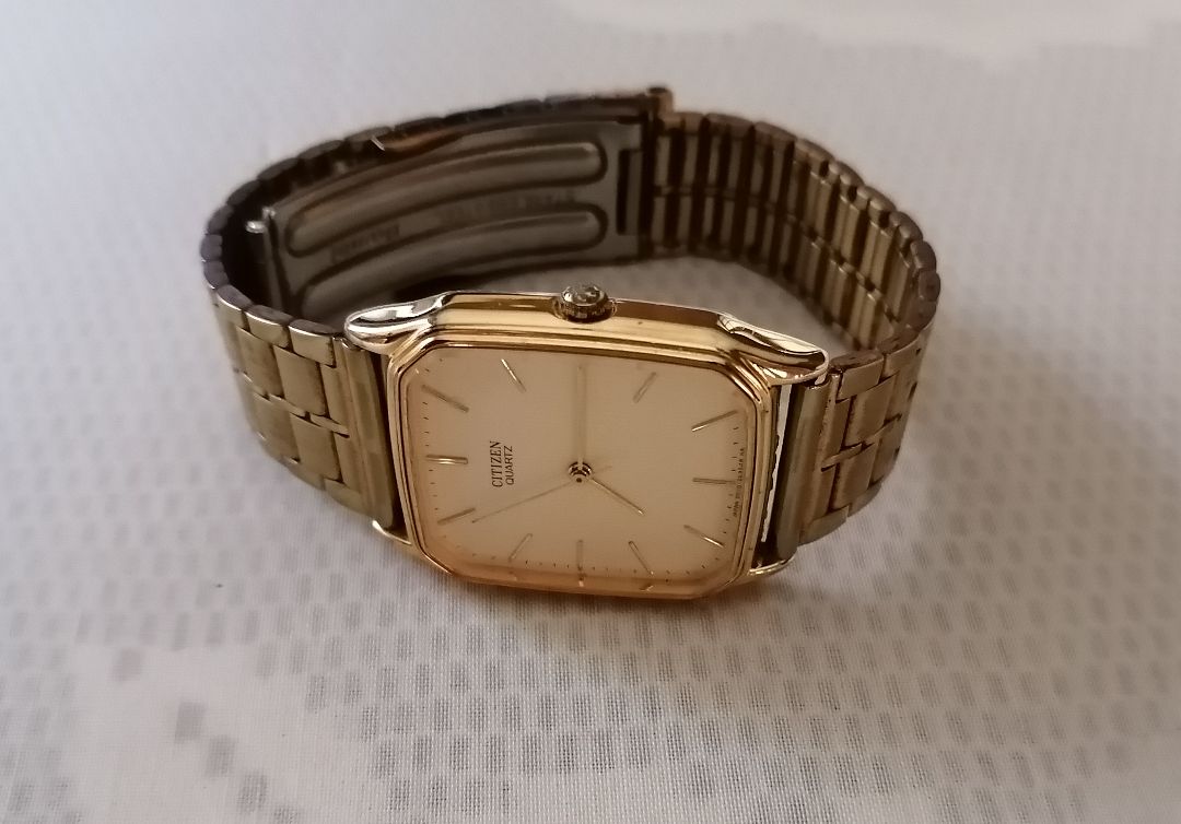 Citizen 2030-204638 S Digital Quartz Men