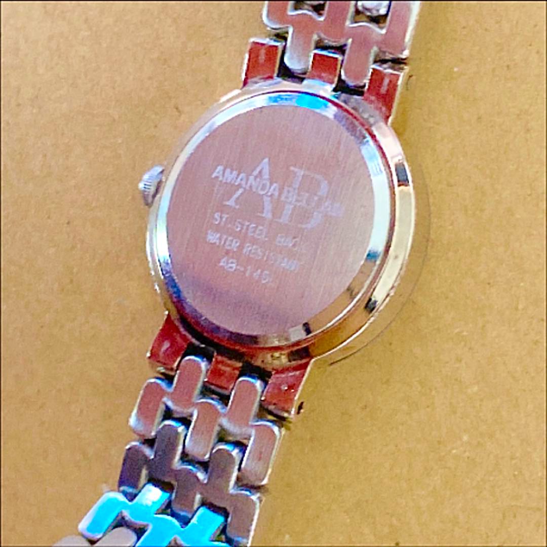 Amanda Bellan Analog Quartz Women