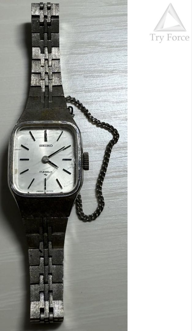 Seiko 11-4120 Analog Mechanical (Manual) Women