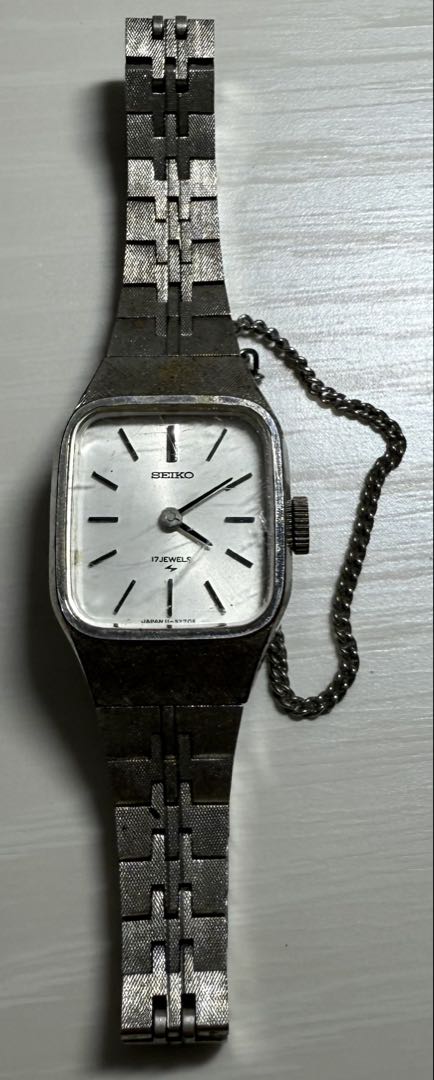 Seiko 11-4120 Analog Mechanical (Manual) Women