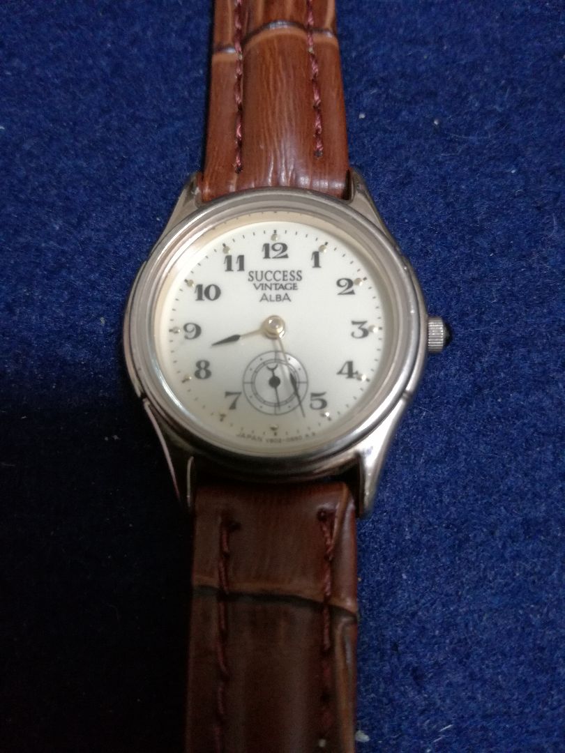 Seiko Alba Success Analog Quartz Women