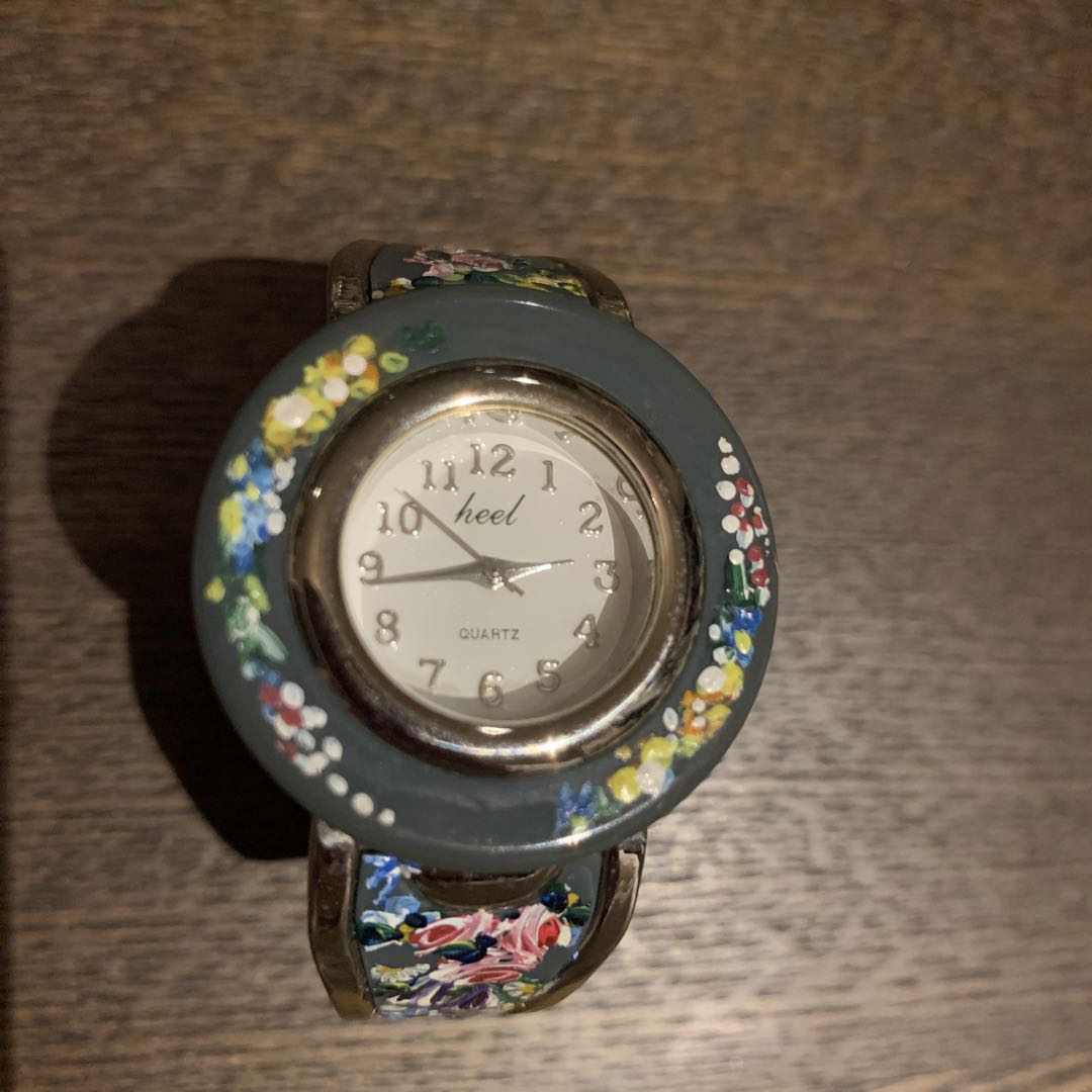 Assendelft Tole Paint Analog Quartz Women