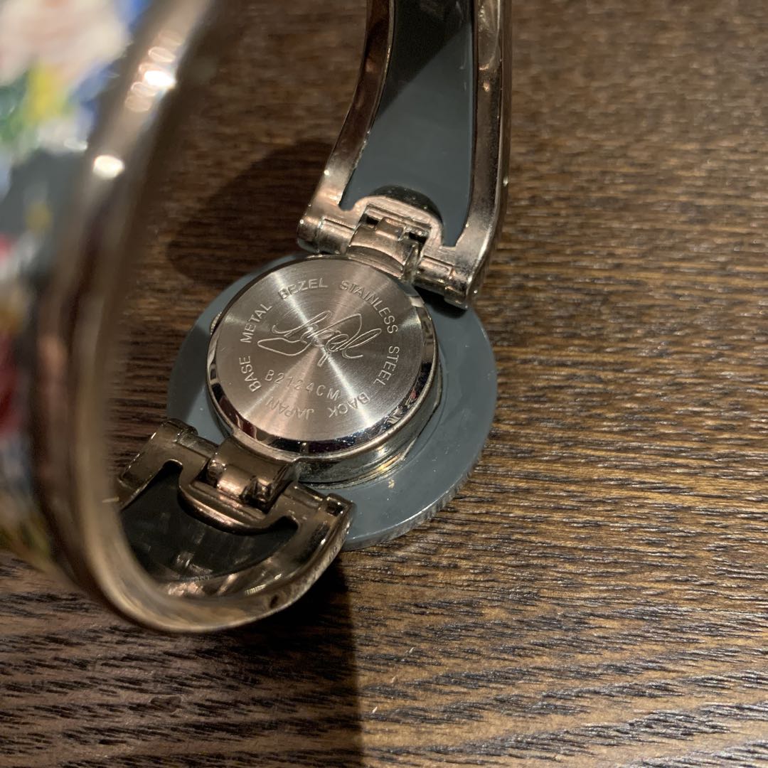 Assendelft Tole Paint Analog Quartz Women