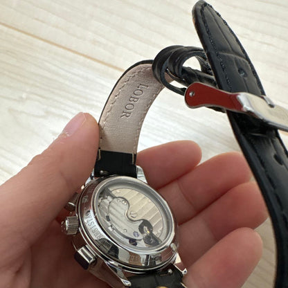 Lobor Analog Quartz Women