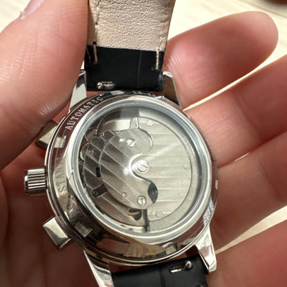 Lobor Analog Quartz Women