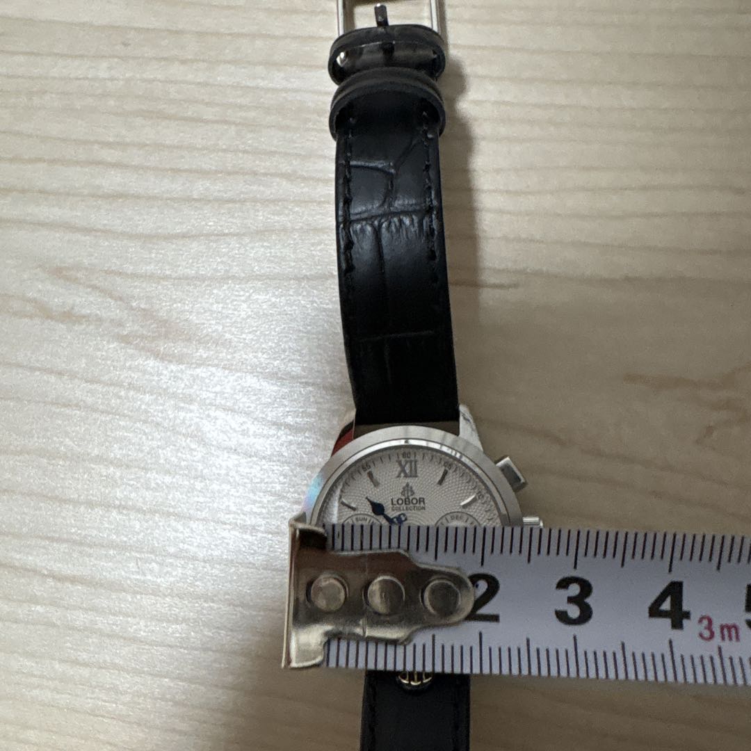Lobor Analog Quartz Women
