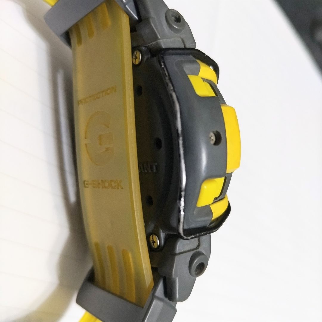 G-Shock DW-002 Digital Quartz Men
