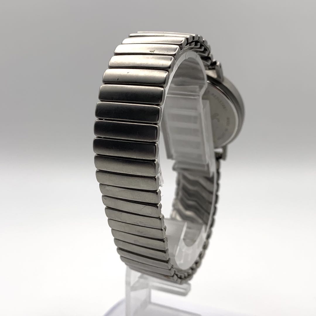 Agnes B. V701-8190 Analog Quartz Men B [For Parts / Junk]