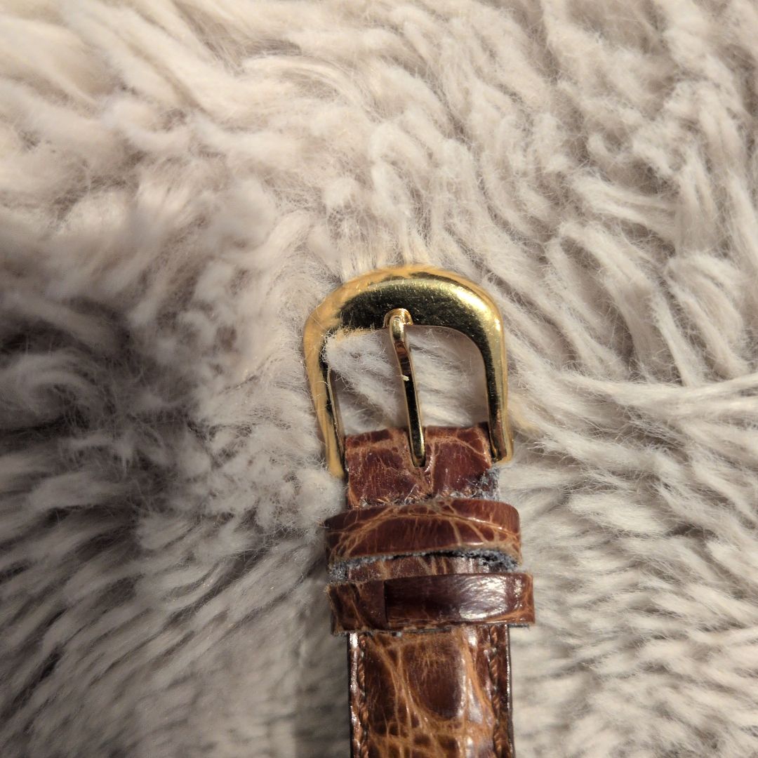 Analog Quartz Women
