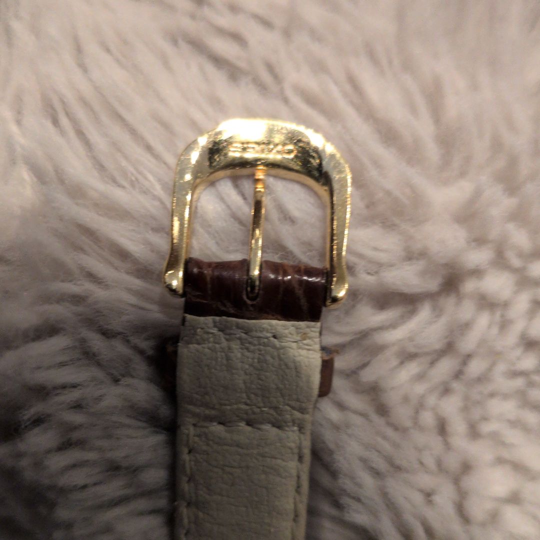 Analog Quartz Women