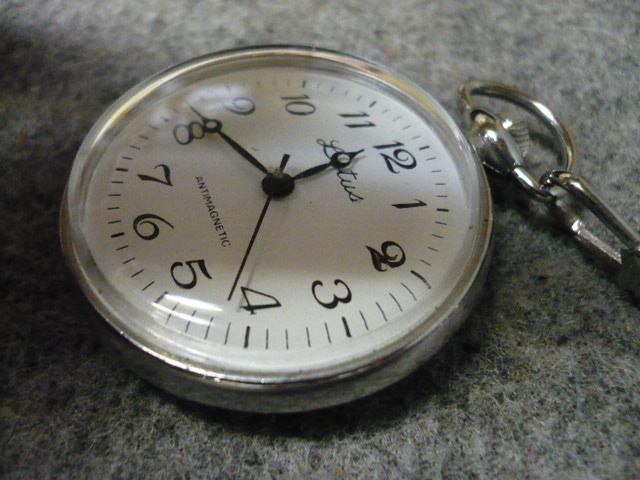 Lotus Analog Mechanical (Manual) Men