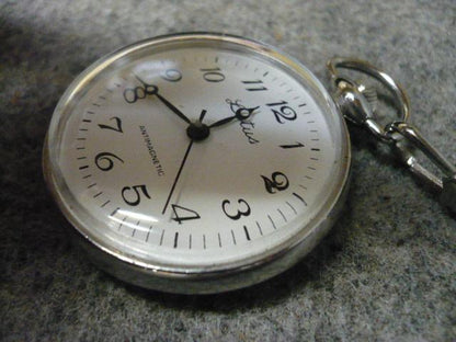 Lotus Analog Mechanical (Manual) Men