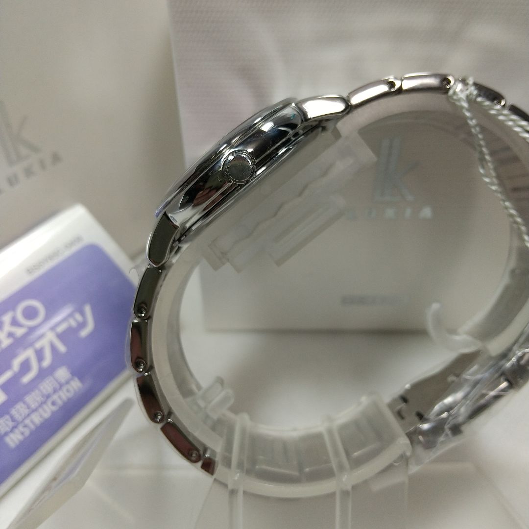 Seiko lk/lukia 5Y85-0AB0 Analog Quartz Women Lukia
