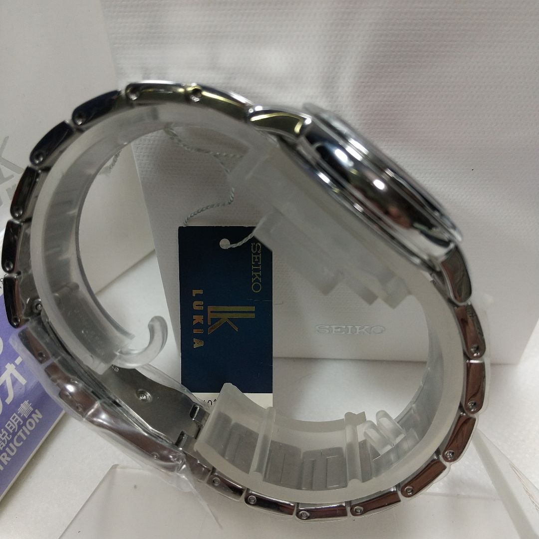 Seiko lk/lukia 5Y85-0AB0 Analog Quartz Women Lukia