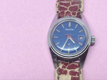 Seiko School time Analog Mechanical (Manual) Women