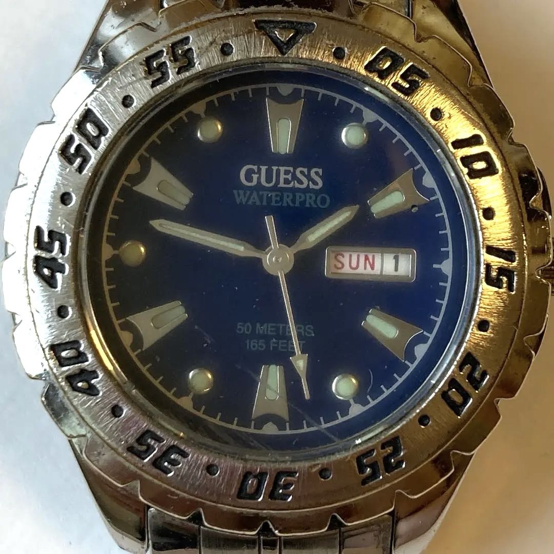 Guess Analog Quartz Women
