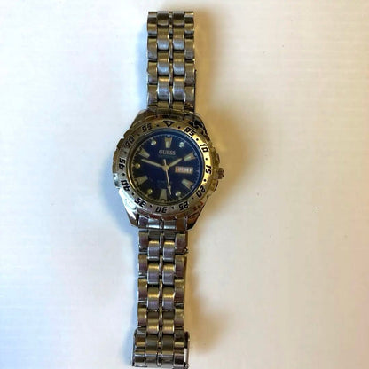 Guess Analog Quartz Women