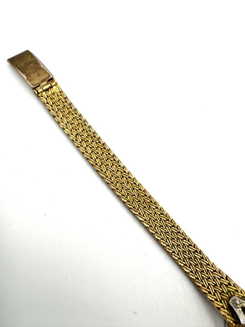 Gruen Analog Quartz Women Watch