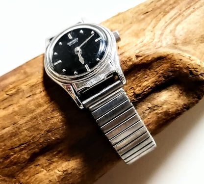Seiko 2A27-0011 Analog Quartz Women