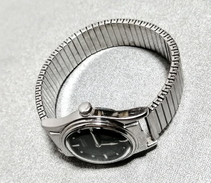 Seiko 2A27-0011 Analog Quartz Women